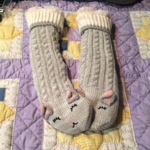 NWOT Hugged Gray Cat socks